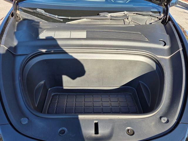 Used 2021 Tesla Model Y Long Range image 19