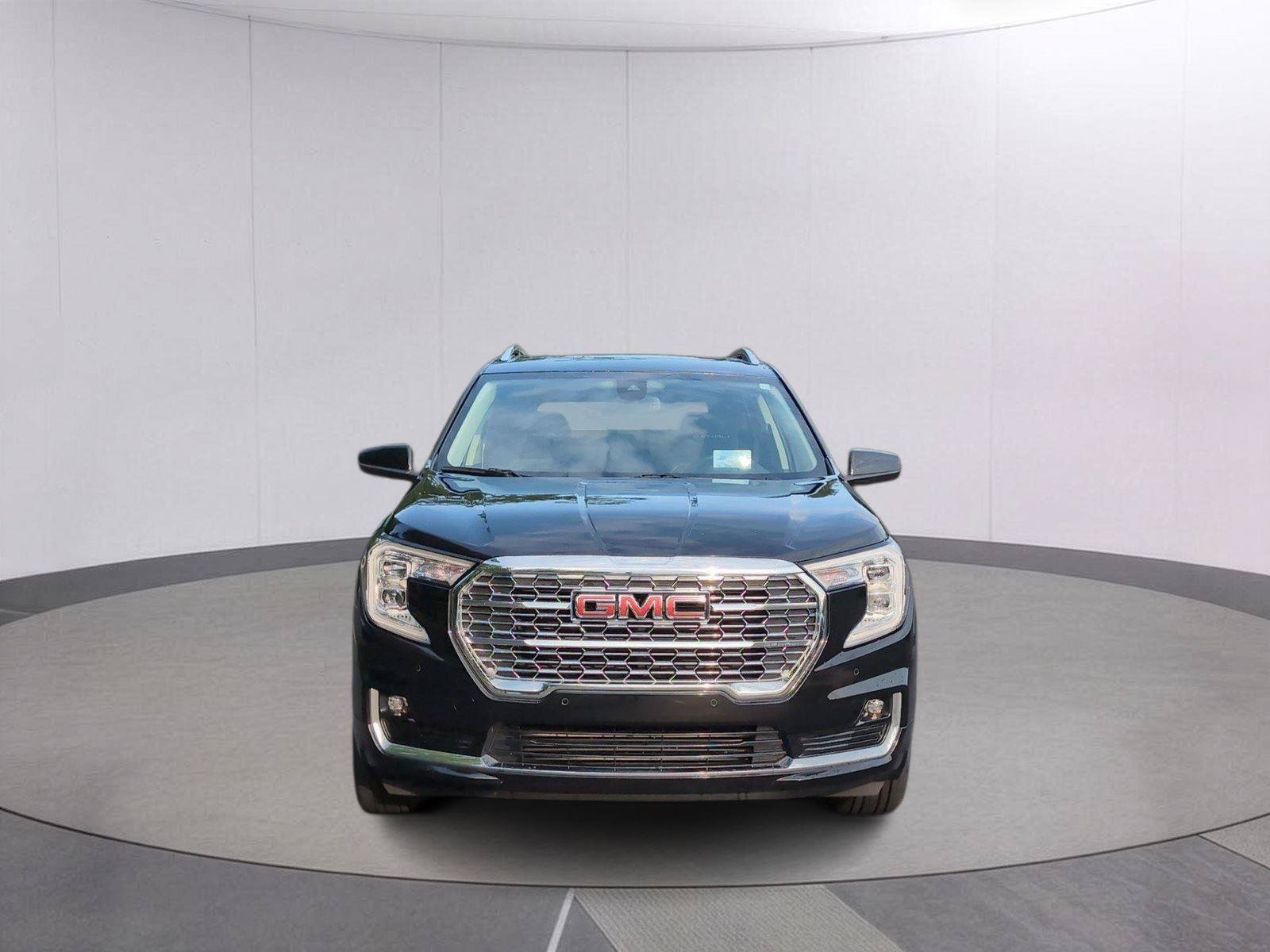 Used 2023 GMC Terrain Denali AWD/4WD image 10