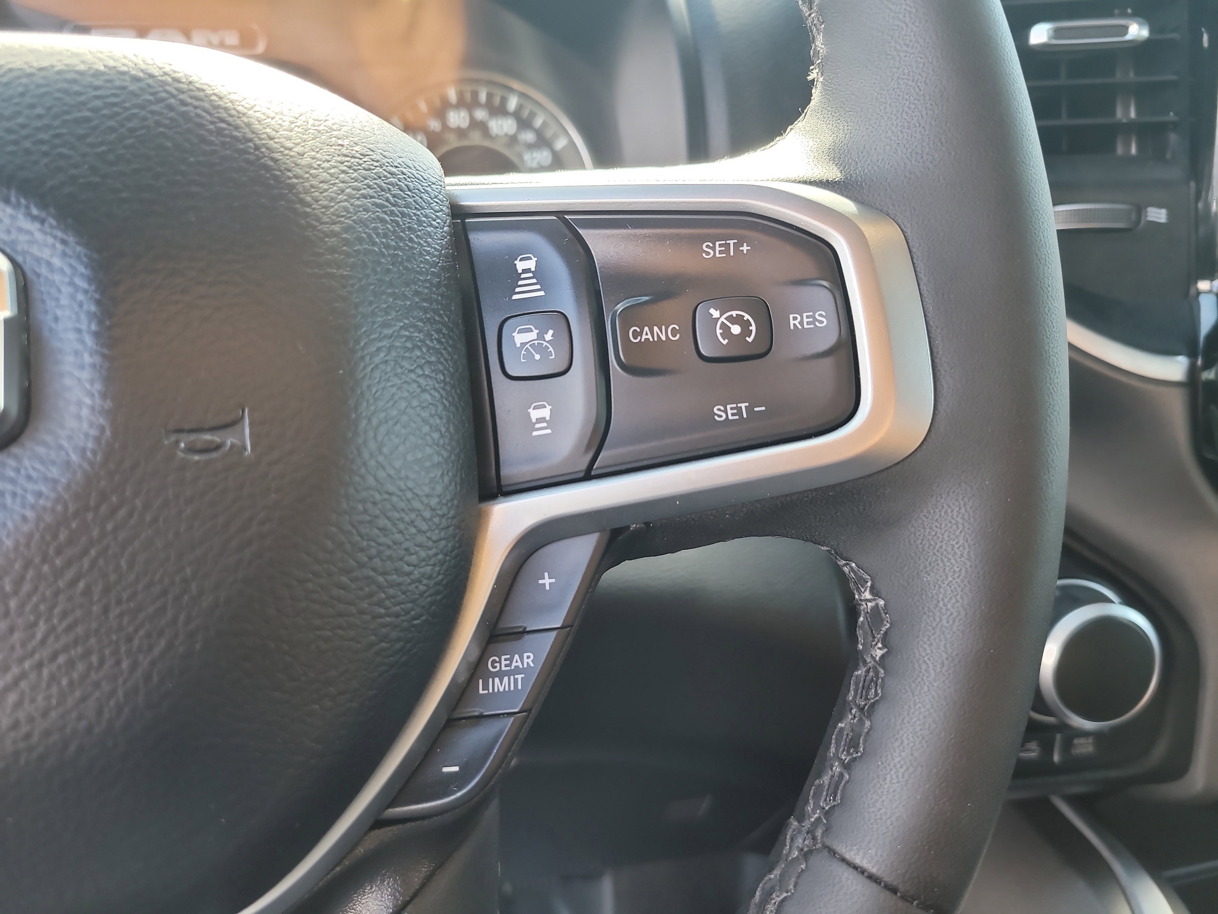 Used 2025 RAM 1500 Big Horn image 28