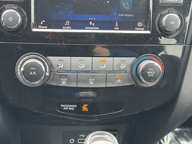 Used 2021 Nissan Rogue Sport S image 18