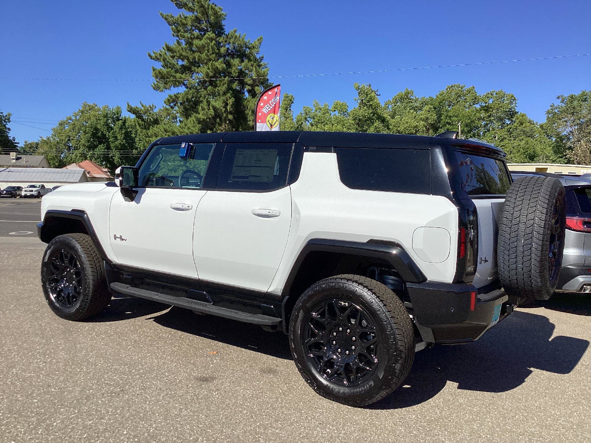New 2025 GMC Hummer EV 2X AWD/4WD image 3