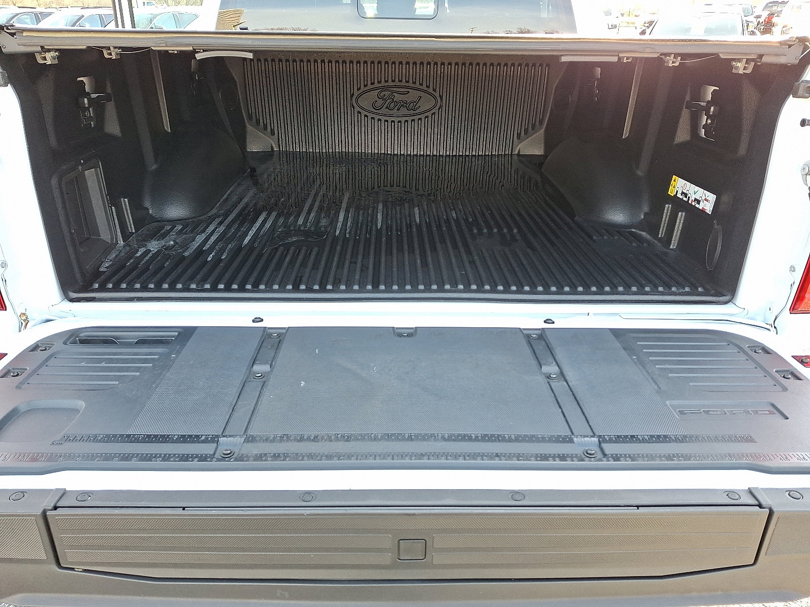 Certified 2022 Ford F150 XLT w/ Equipment Group 302A High image 28