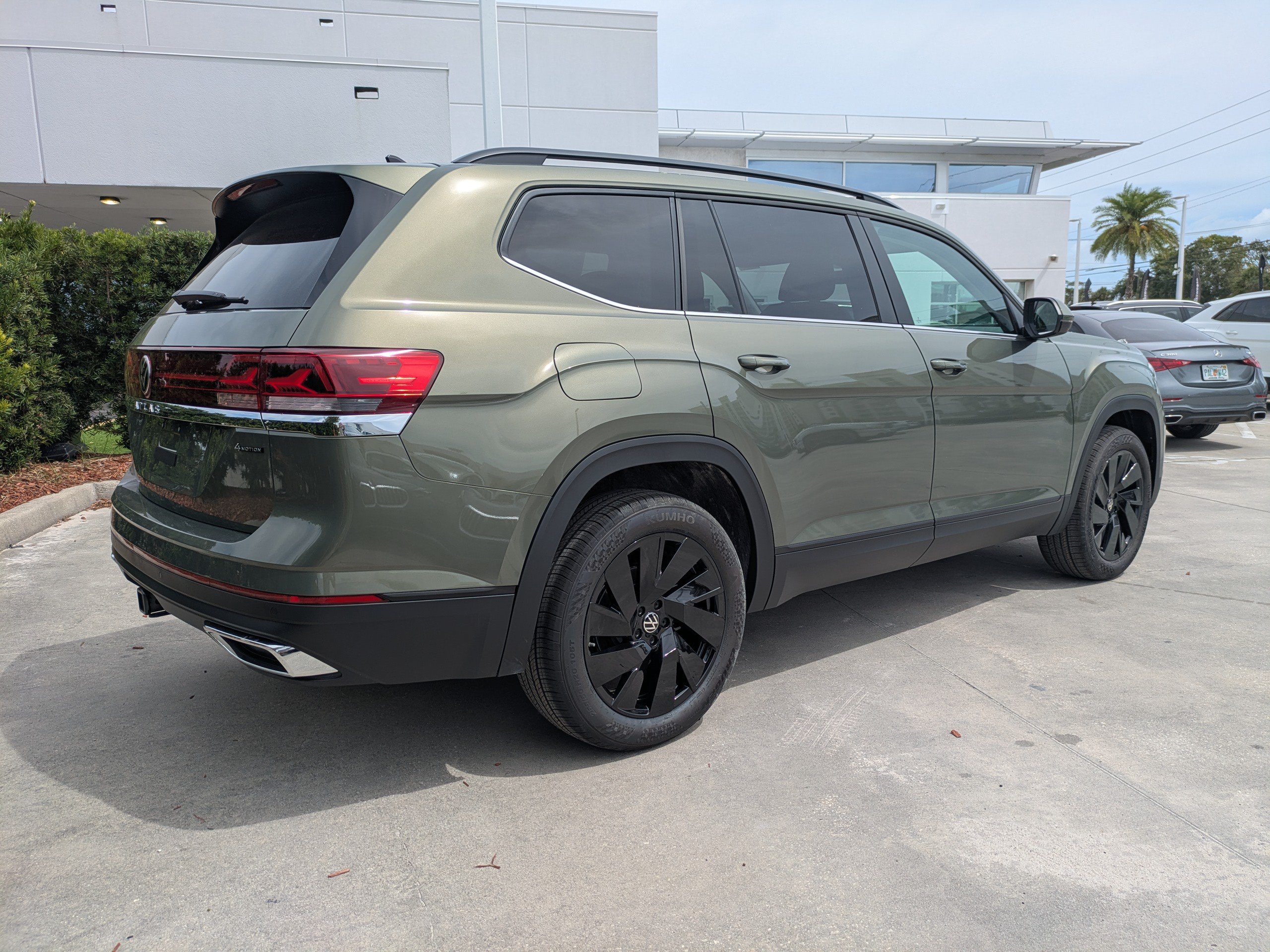 New 2026 Volkswagen Atlas SE AWD/4WD image 4