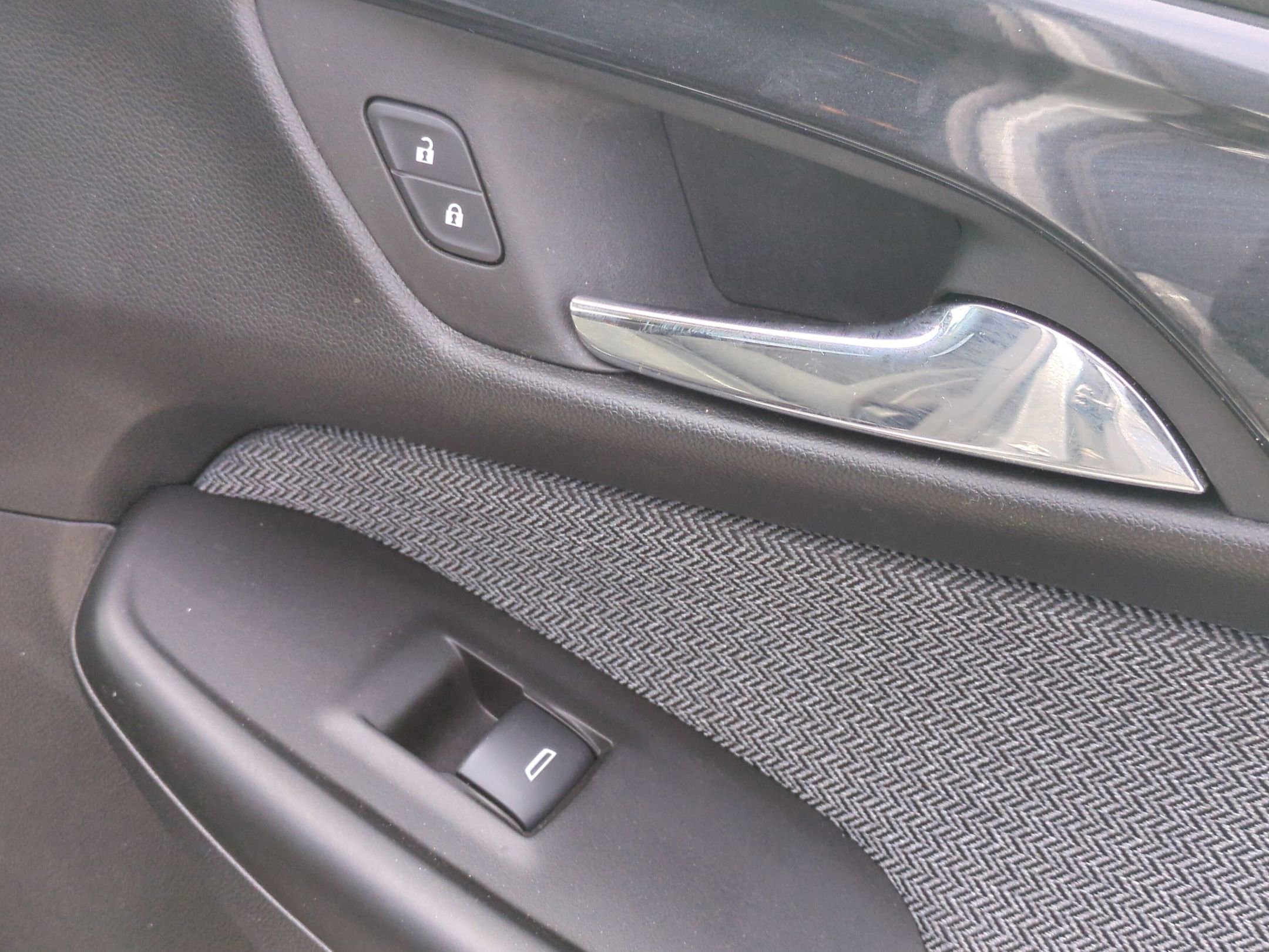 Certified 2025 Chevrolet TrailBlazer LT AWD/4WD image 40