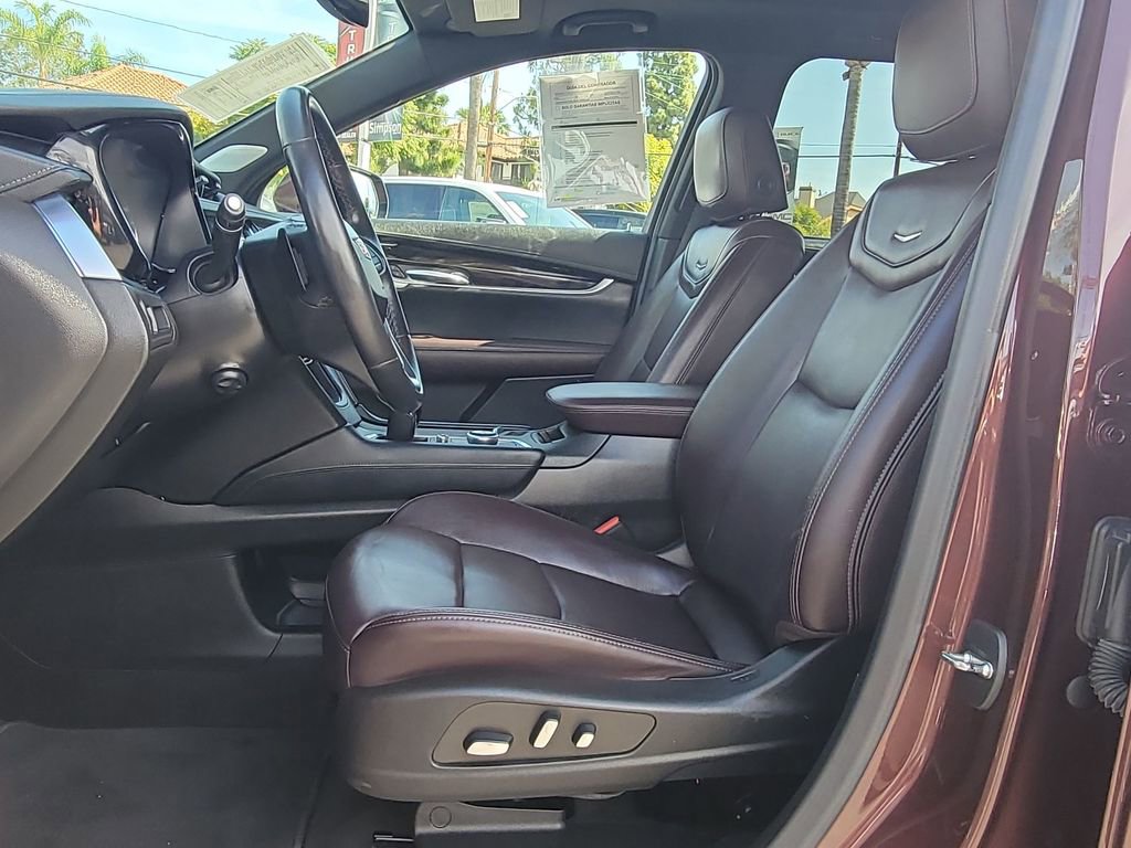 Certified 2023 Cadillac XT6 Premium Luxury image 19