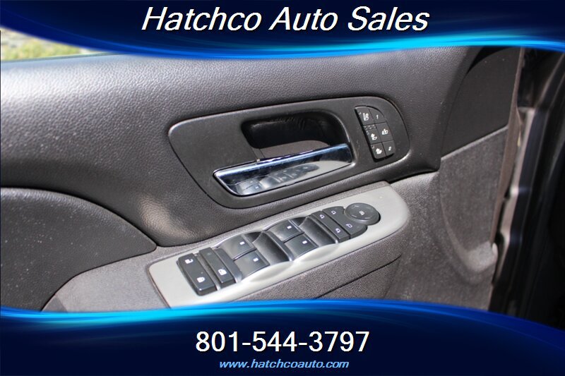 Used 2012 Chevrolet Suburban LT AWD/4WD image 28