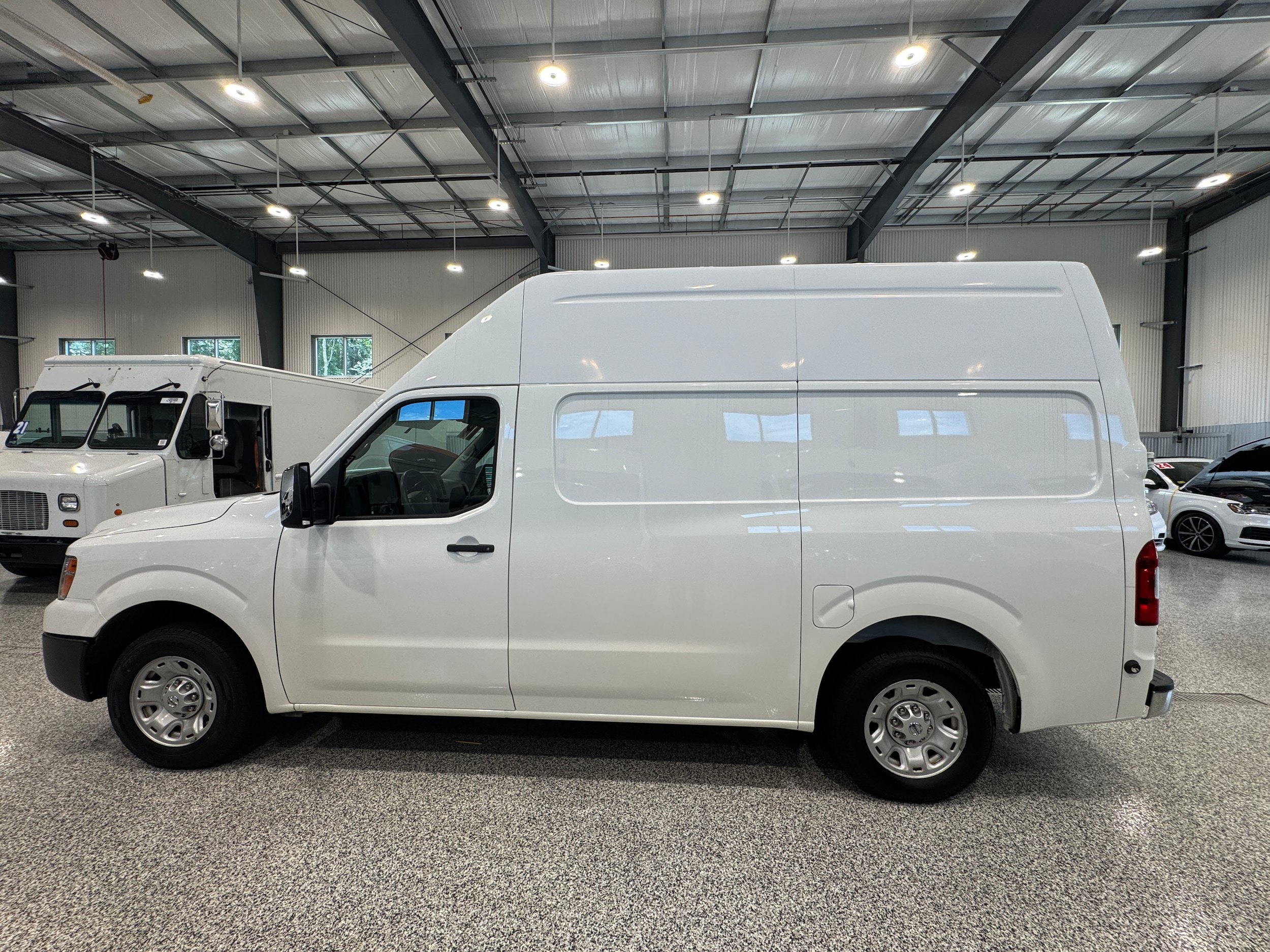 Used 2019 Nissan NV 2500 SV RWD image 8