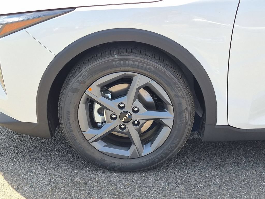 New 2026 Kia K4 FWD image 33