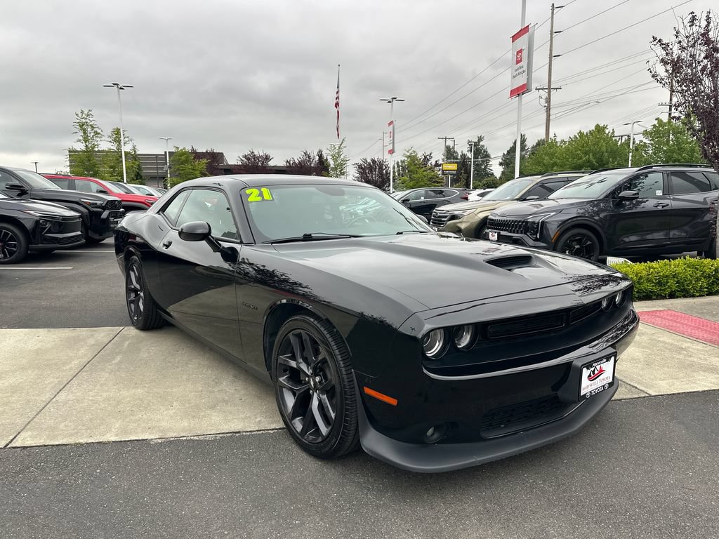 Used 2021 Dodge Challenger R/T w/ Blacktop Package RWD image 7