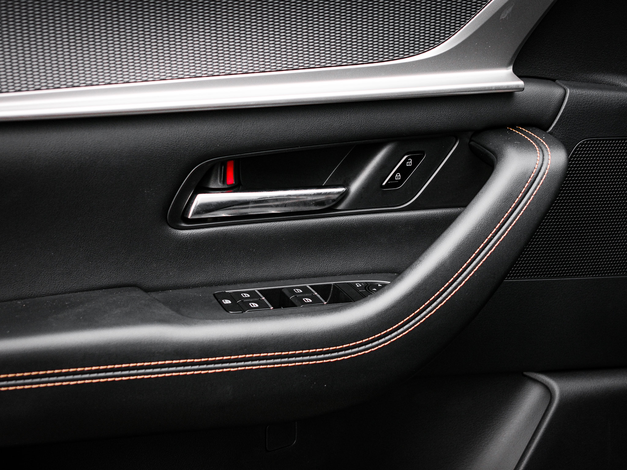 Used 2025 MAZDA CX-90 Plug-In Hybrid w/Premium Sport AWD/4WD image 16