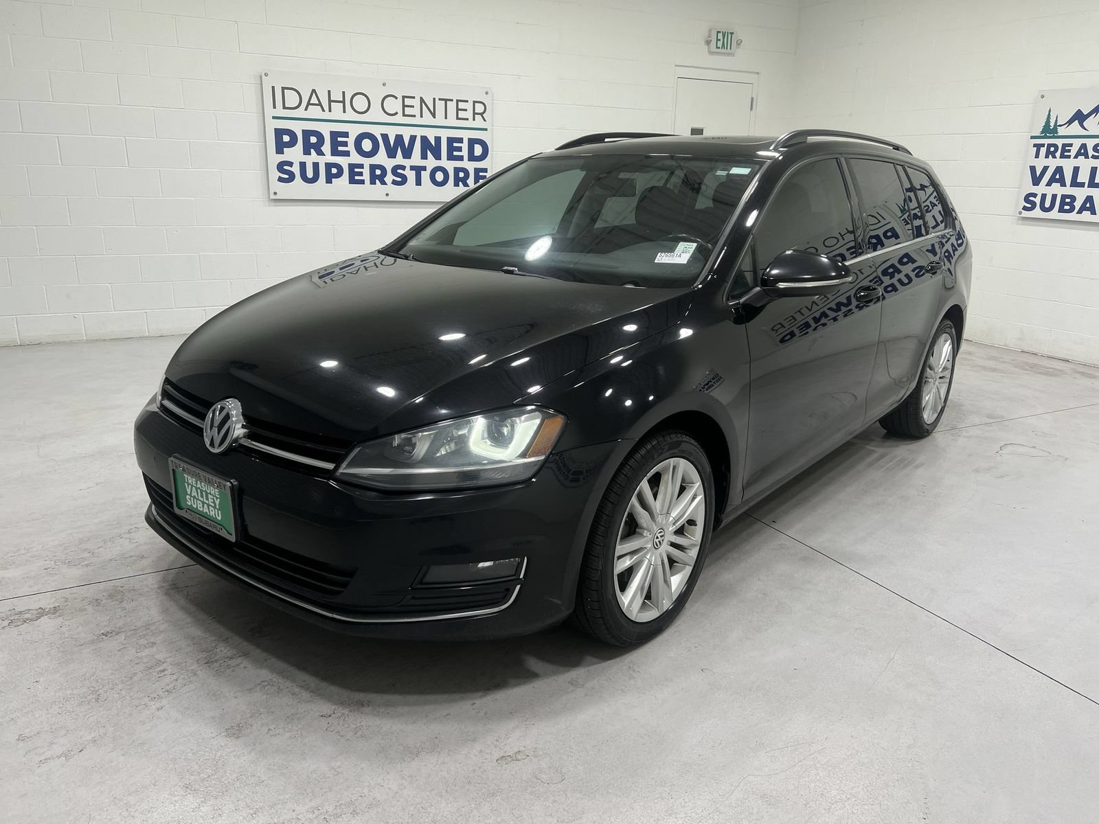 Used 2015 Volkswagen Golf TDI SE w/ Lighting Package FWD image 4