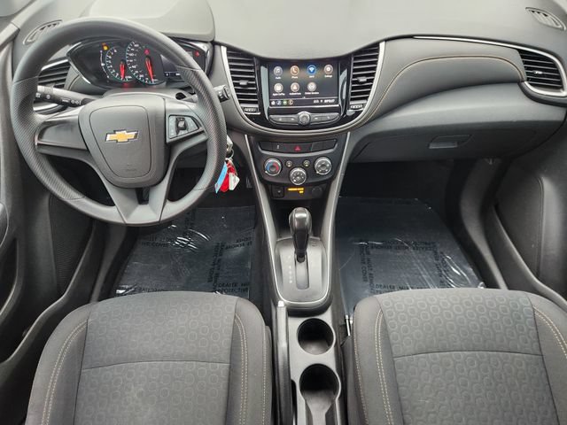 Used 2020 Chevrolet Trax LS FWD image 28