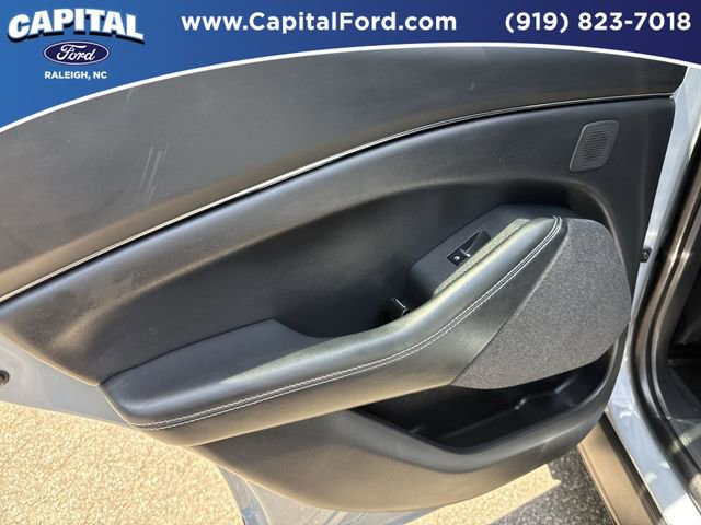 Certified 2025 Ford Mustang Mach-E Premium AWD/4WD image 17