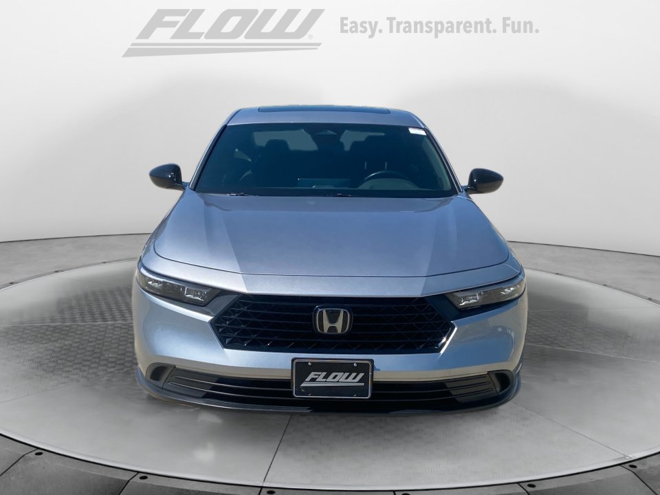 Used 2023 Honda Accord Sport image 3