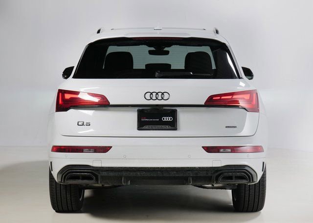 Certified 2025 Audi Q5 2.0T Premium Plus image 7