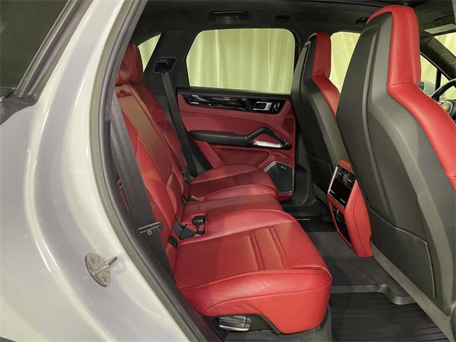 Used 2021 Porsche Cayenne Turbo image 20