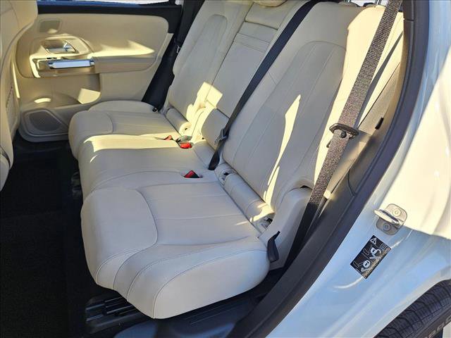 Used 2026 Mercedes-Benz GLB 250 image 17