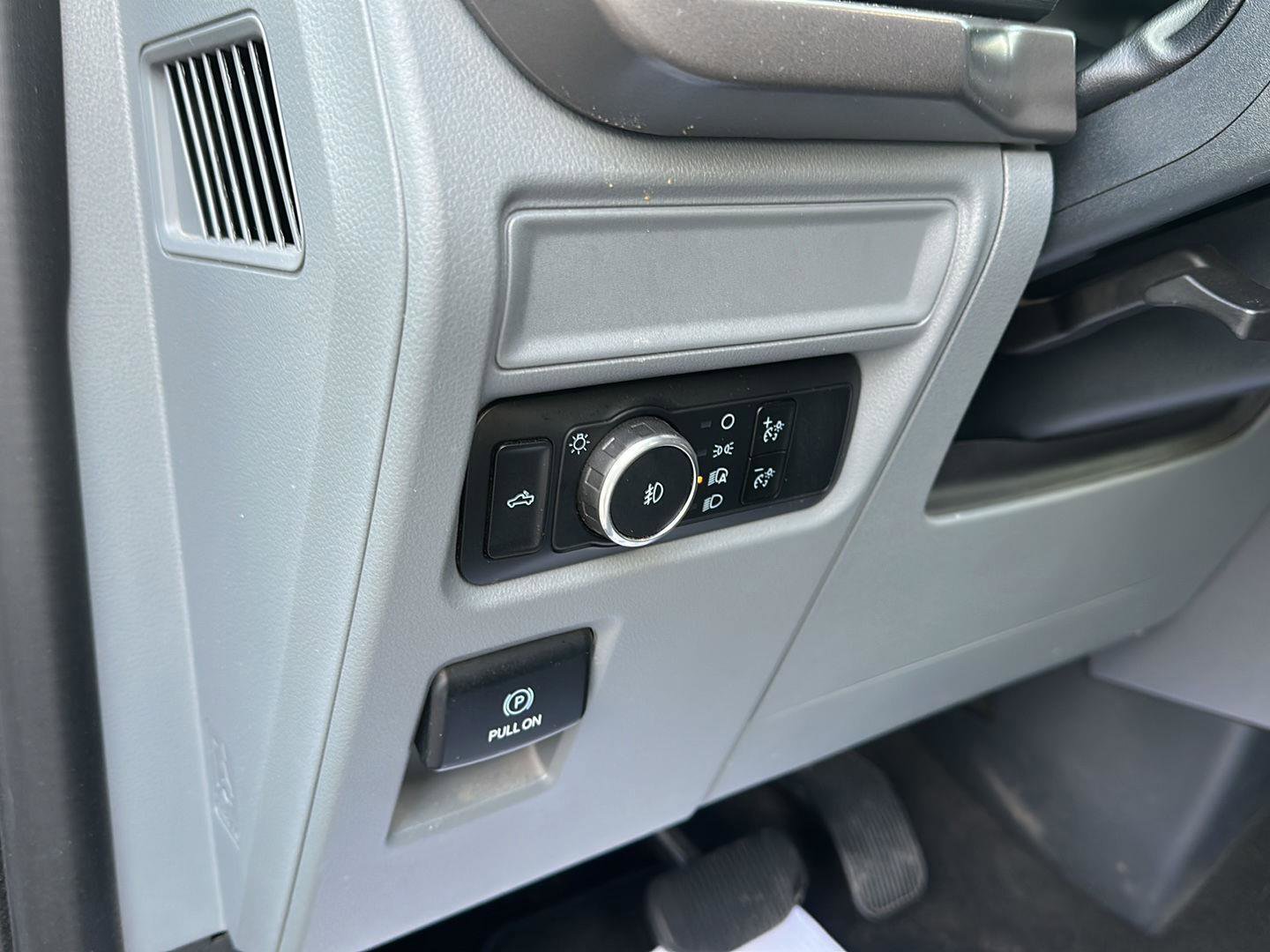 Used 2024 Ford F150 XLT w/ Tow/Haul Package image 18