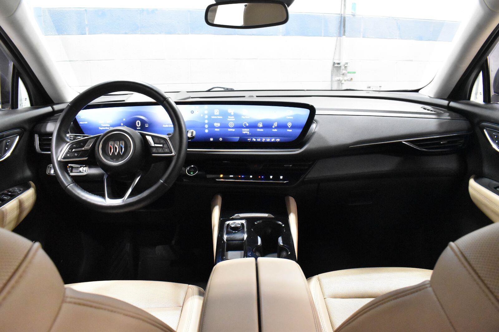 Used 2024 Buick Envision Preferred AWD/4WD image 5