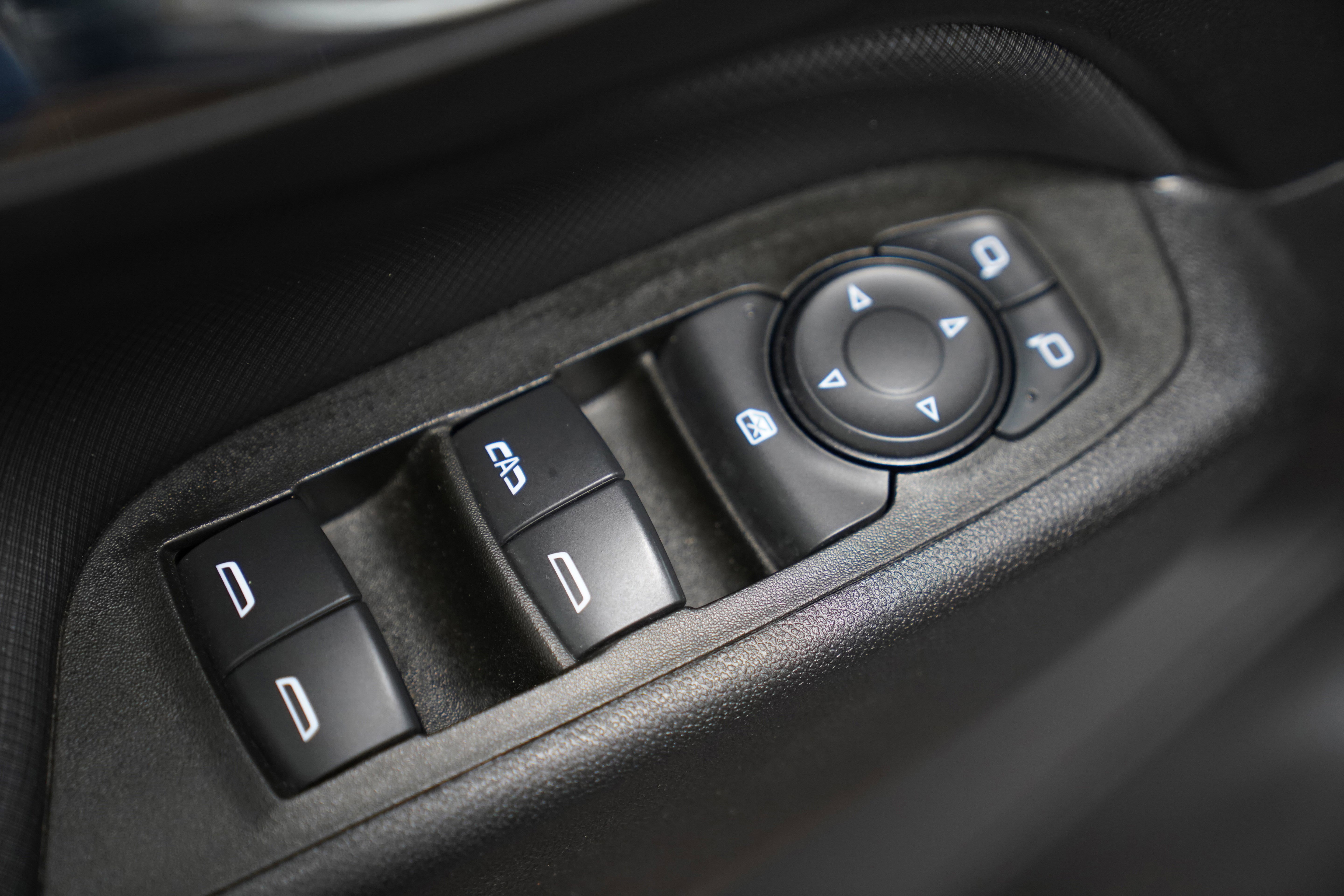 Used 2024 Chevrolet Equinox RS image 17