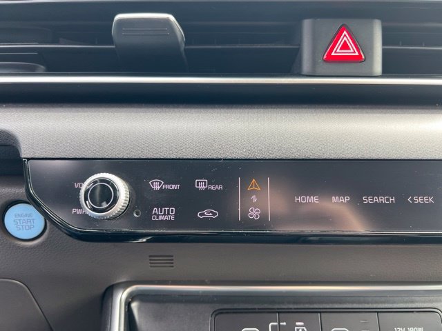 Certified 2025 Kia Carnival EX FWD image 22