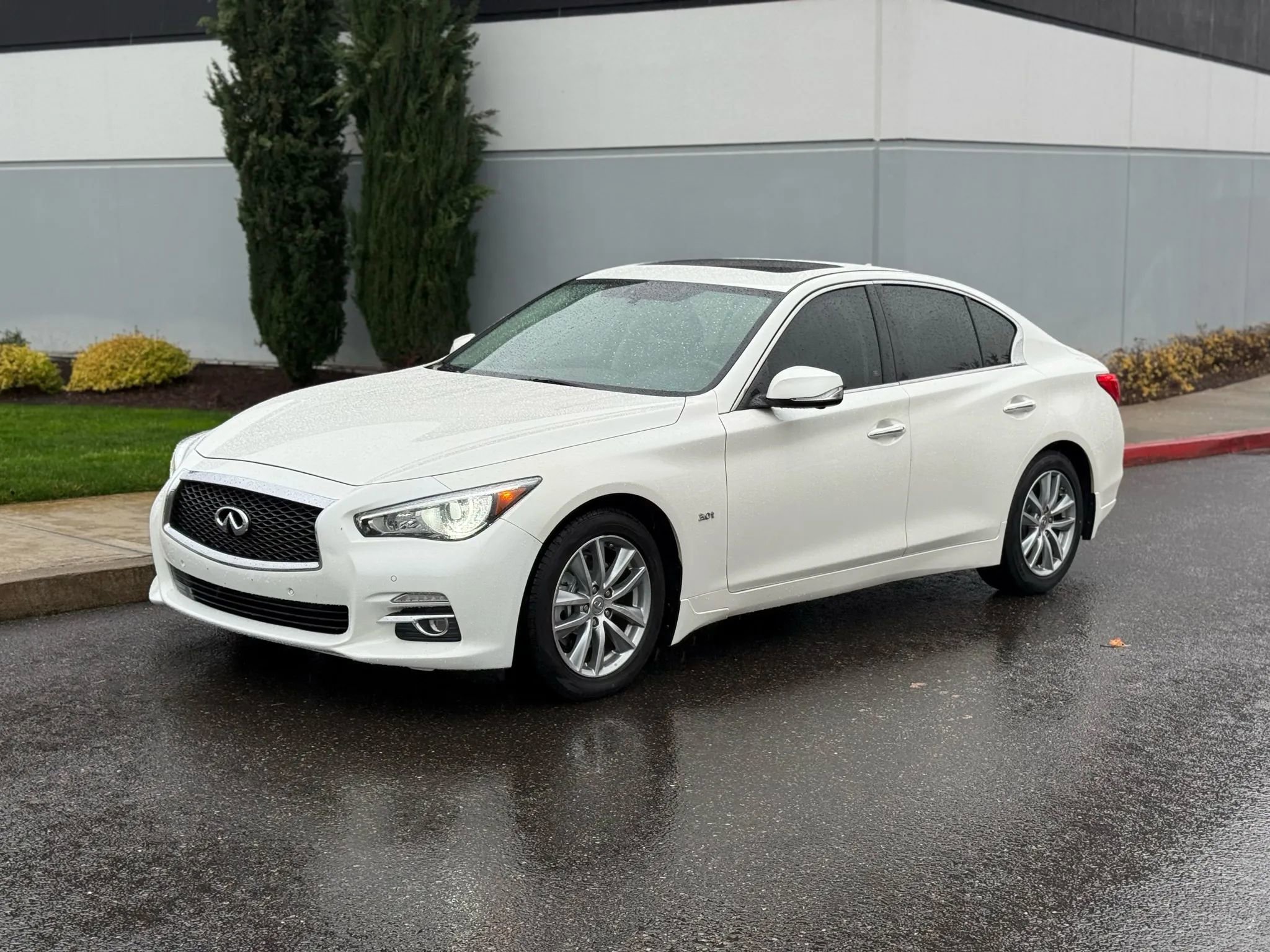 Used 2016 INFINITI Q50 3.0t Premium w/ Driver Assistance Package