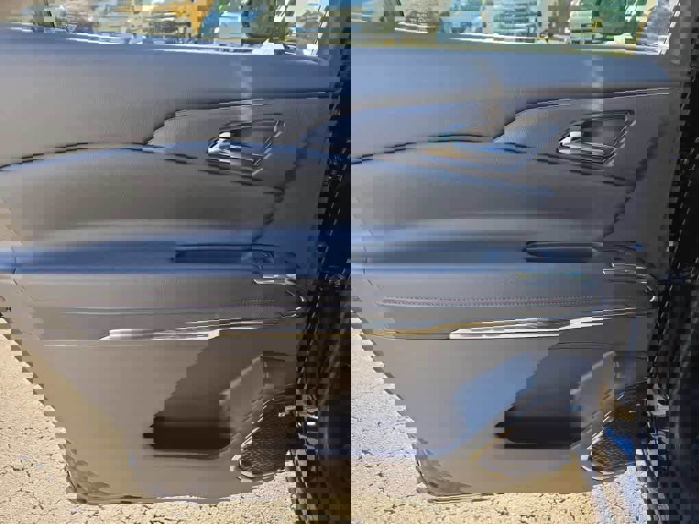 New 2026 Chevrolet Traverse RS image 28