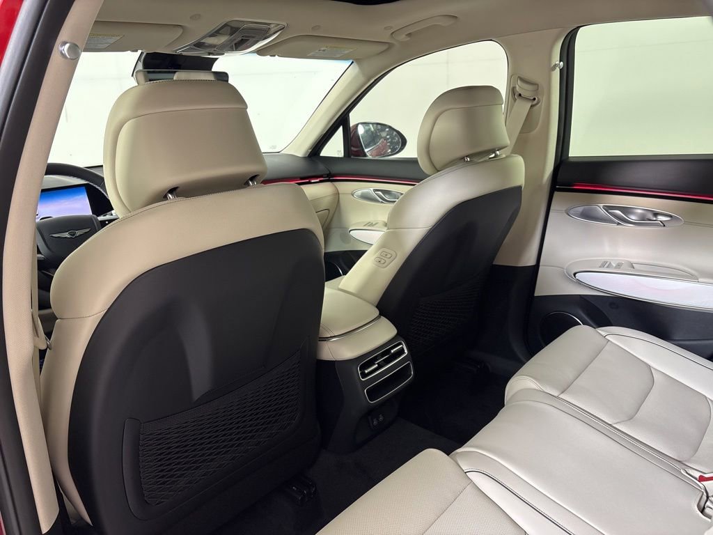 New 2026 Genesis GV70 2.5T Advanced AWD/4WD image 22