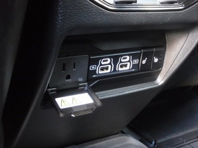 Used 2023 Jeep Grand Cherokee Trailhawk w/ Luxury Tech Group III image 68