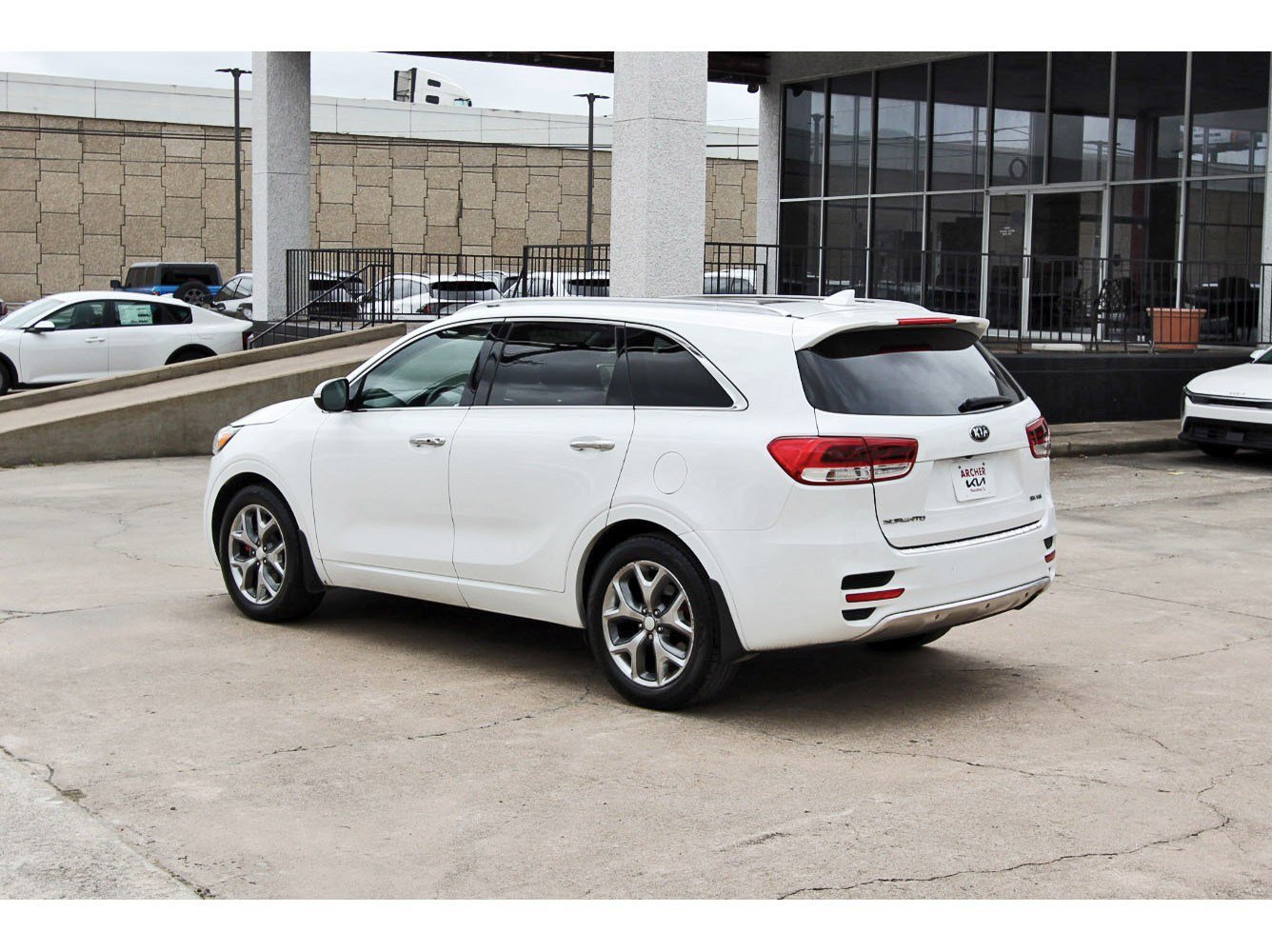 Used 2016 Kia Sorento SX FWD image 5