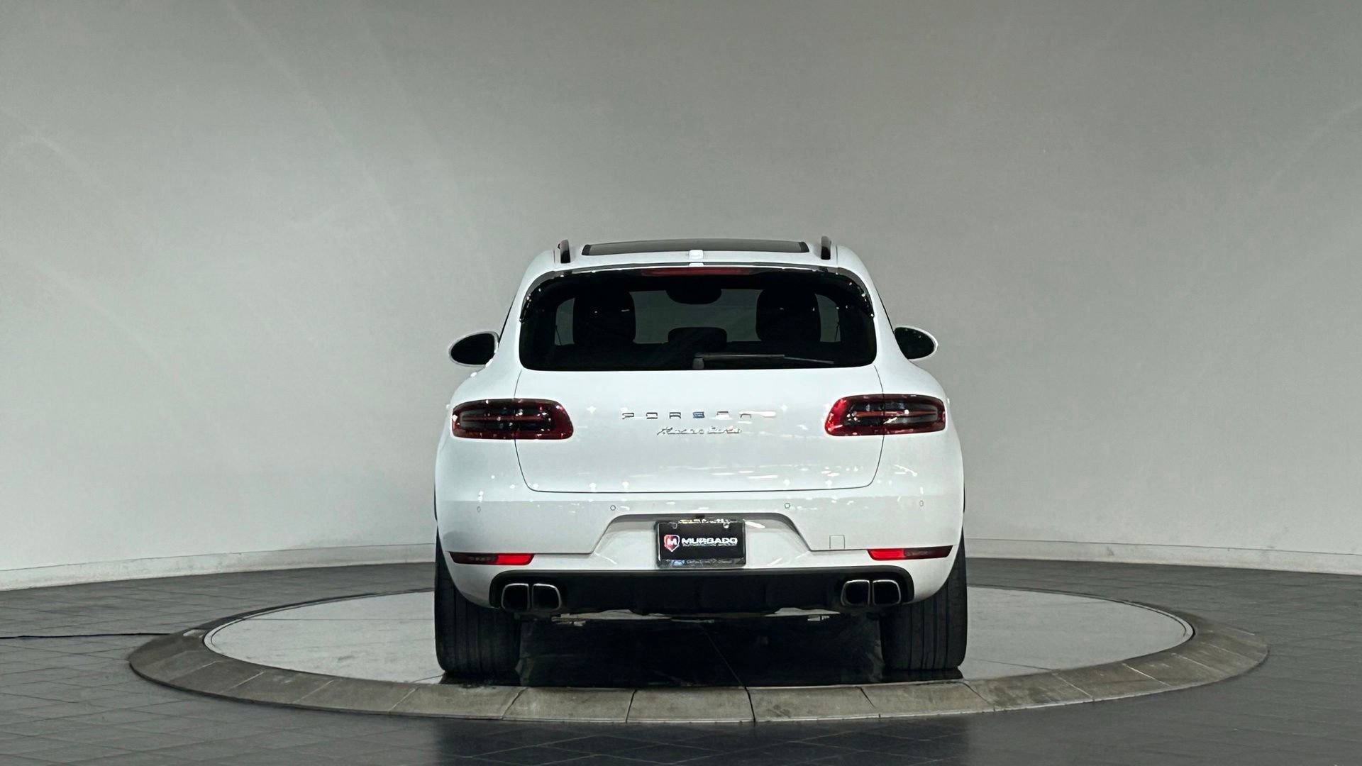 Used 2015 Porsche Macan Turbo AWD/4WD image 8