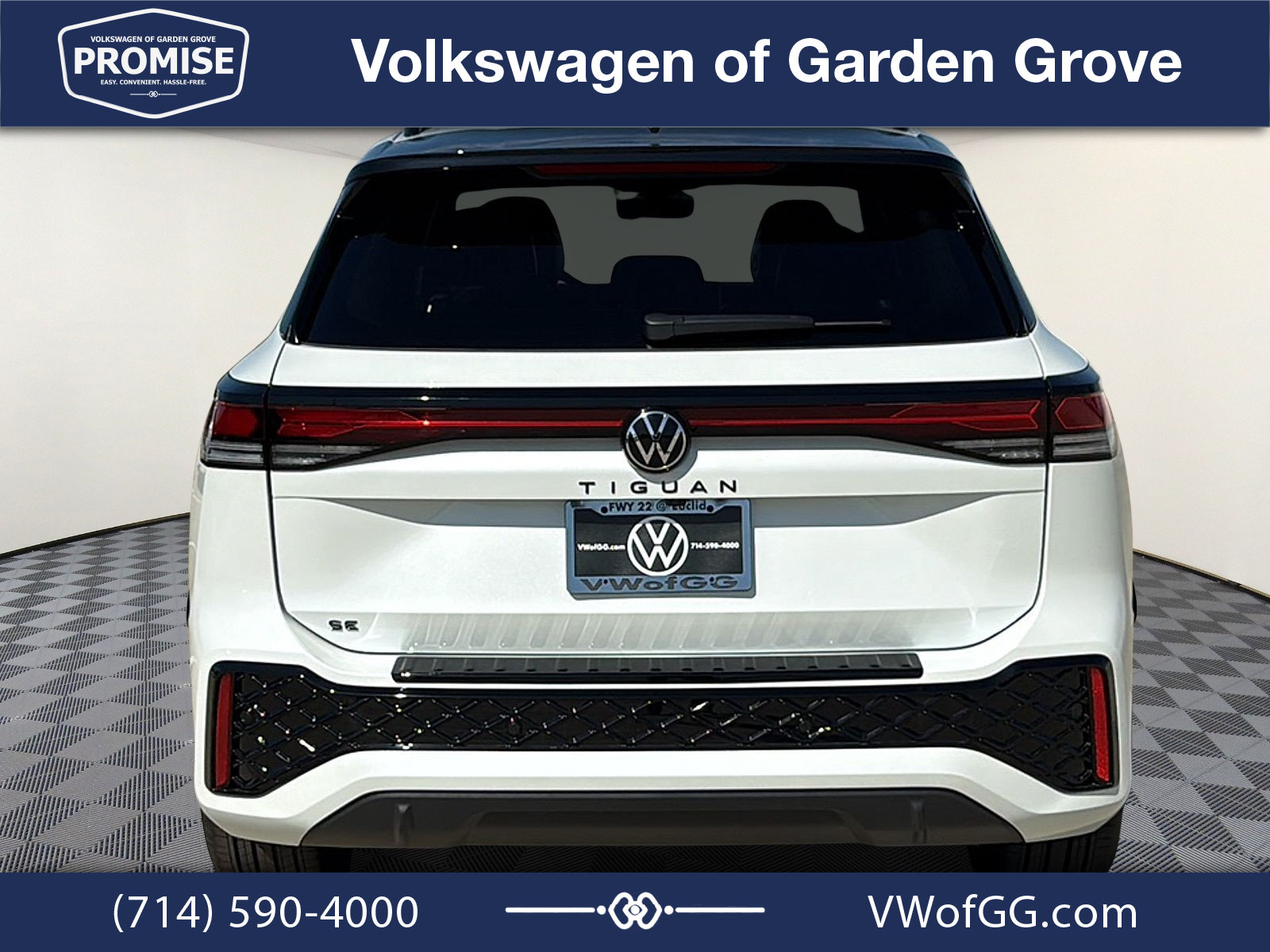 New 2026 Volkswagen Tiguan SE R-Line FWD image 7