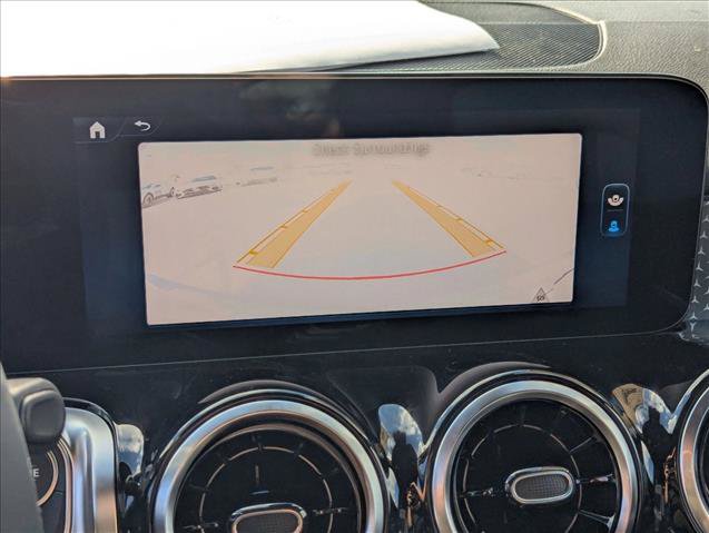 Used 2026 Mercedes-Benz GLB 250 image 12