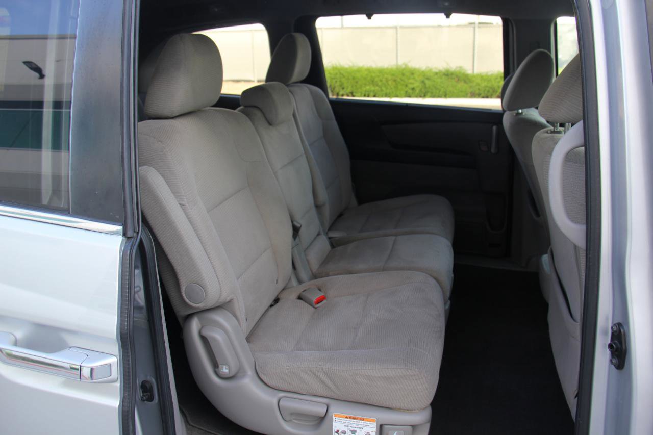 Used 2011 Honda Odyssey EX image 26