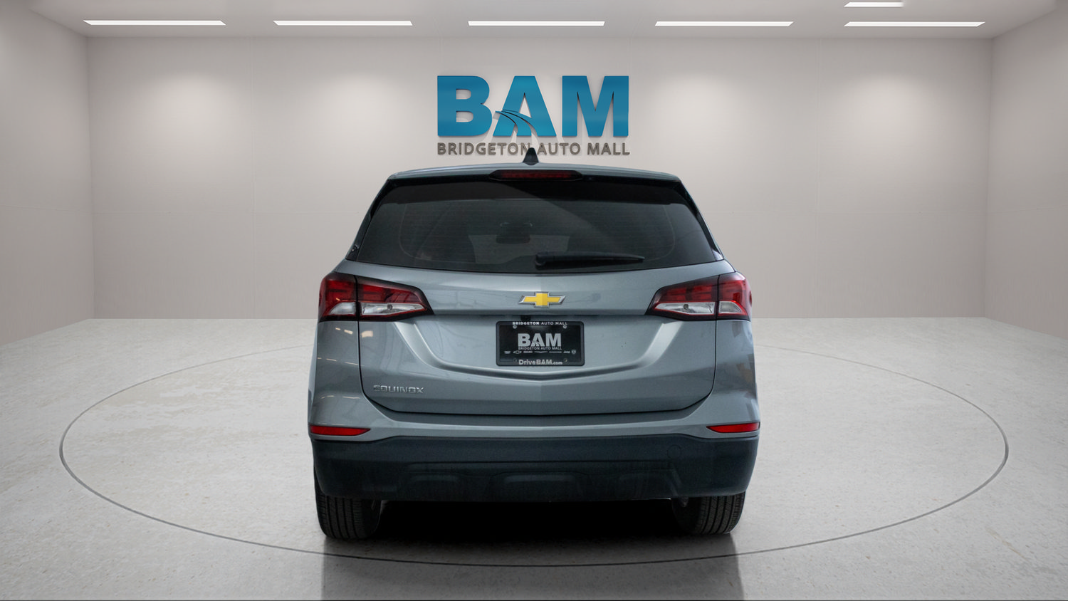 Used 2023 Chevrolet Equinox LS w/ LPO, Floor Liner Package FWD image 6