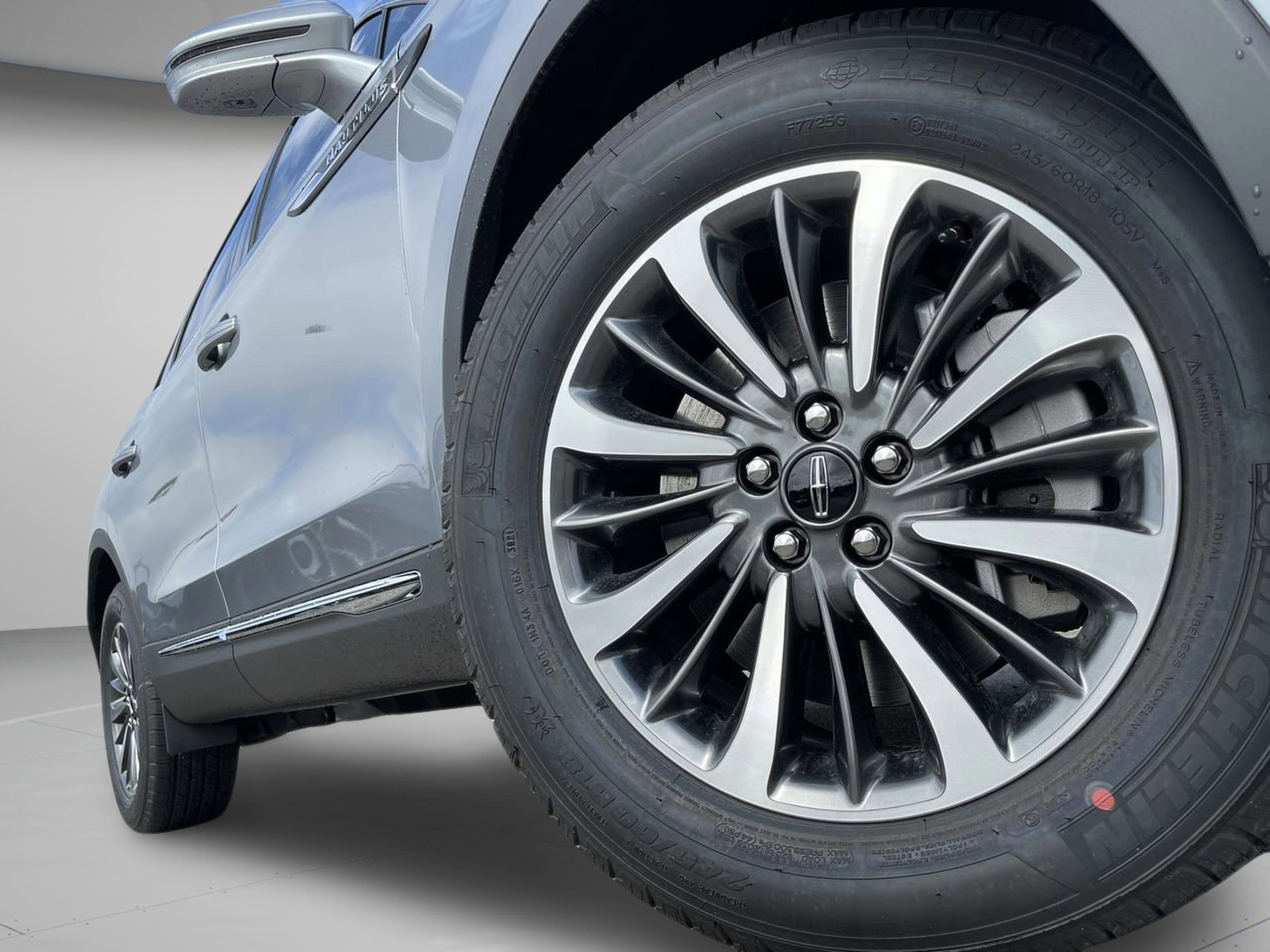 Used 2021 Lincoln Nautilus AWD w/ Equipment Group 101A image 32