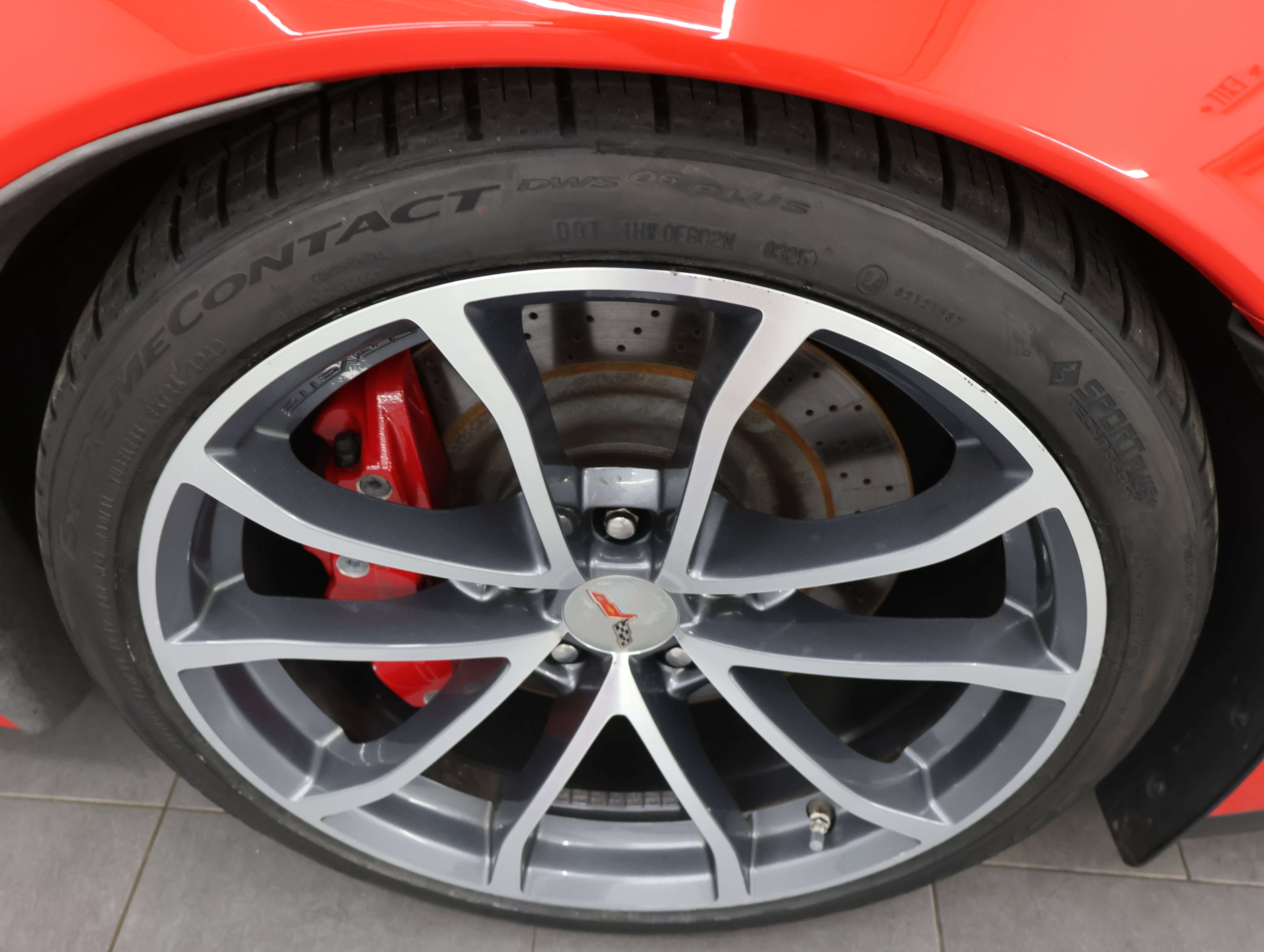 Used 2013 Chevrolet Corvette 427 w/ 1SB Preferred Equipment Group RWD image 3