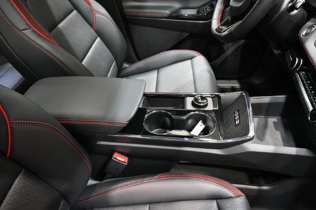 New 2027 Chevrolet Equinox RS w/ Safety and Technology Package AWD/4WD image 19