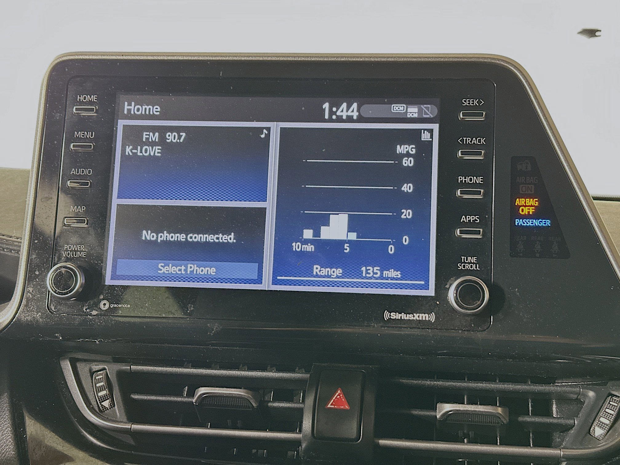 Used 2020 Toyota C-HR LE FWD image 23