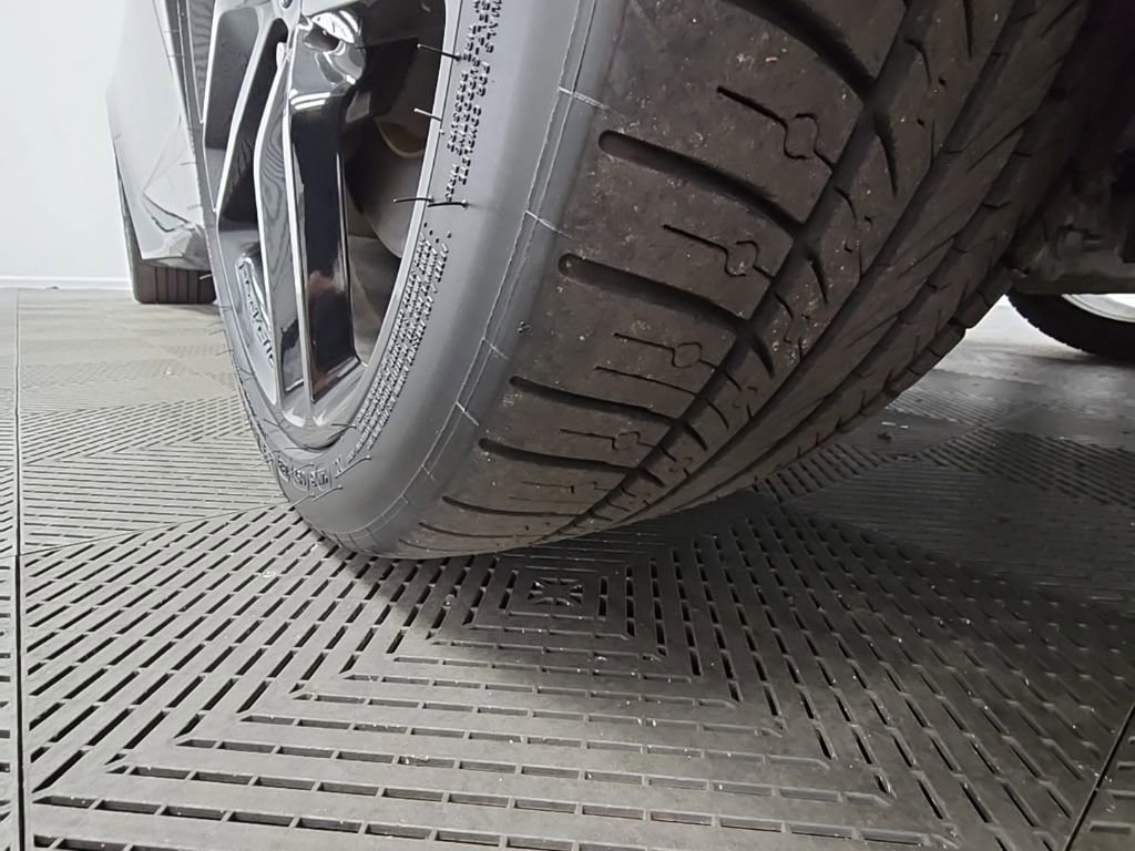 Used 2019 Chevrolet Corvette Stingray Coupe w/ Battery Protection Package image 42