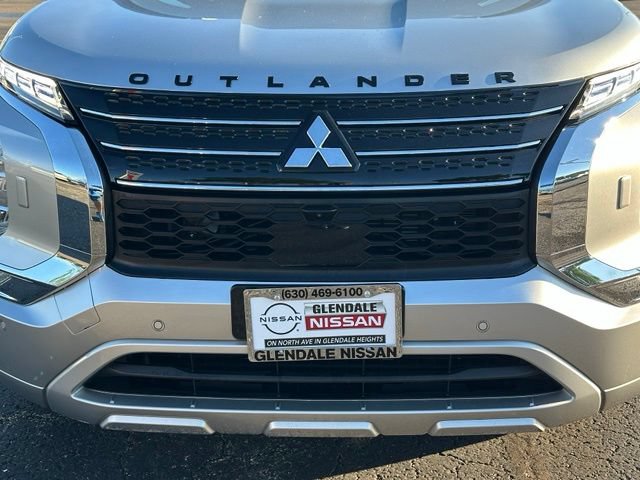 Used 2023 Mitsubishi Outlander SEL AWD/4WD image 7