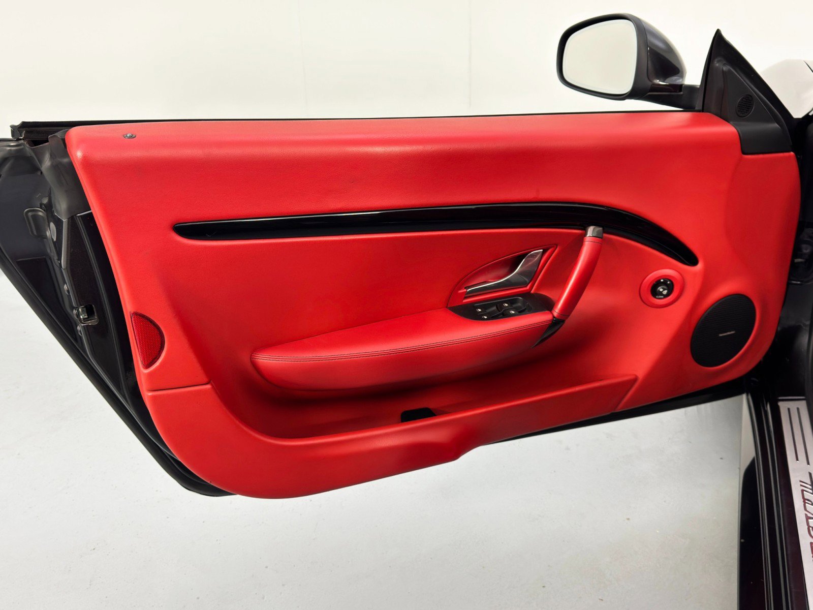 Used 2018 Maserati GranTurismo Sport image 37