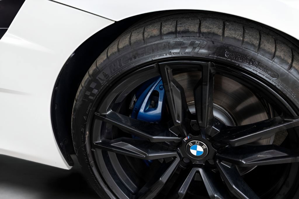 Used 2019 BMW Z4 sDrive30i w/ M Sport Package RWD image 11
