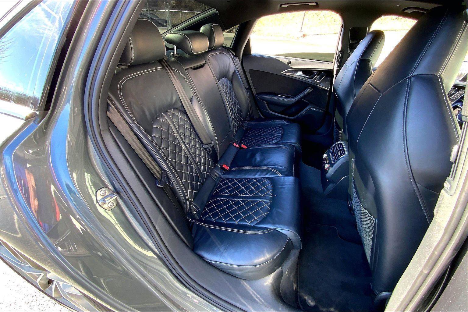 Used 2016 Audi S6 Prestige w/ Prestige Package image 23