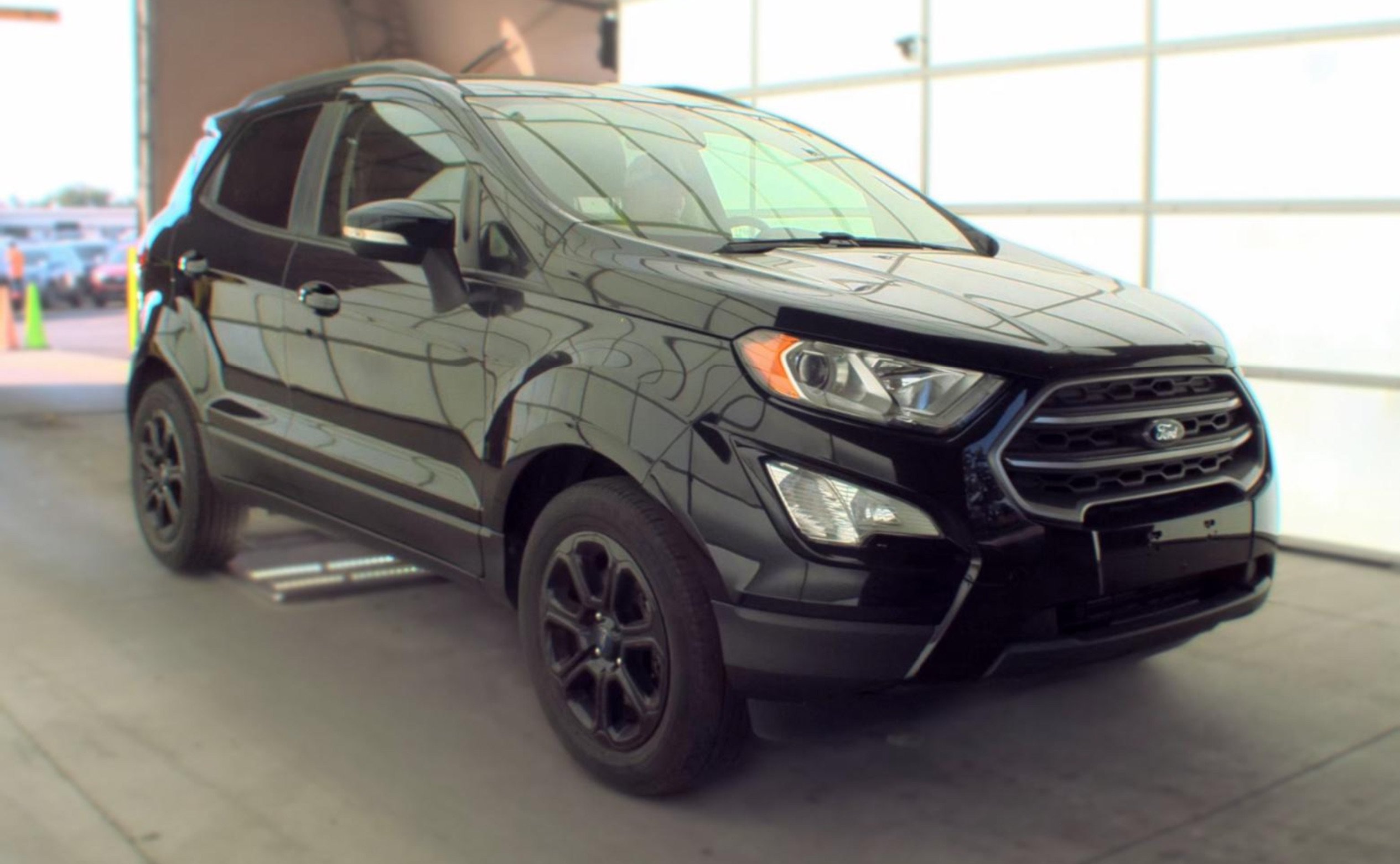 Used 2020 Ford EcoSport SE FWD image 3