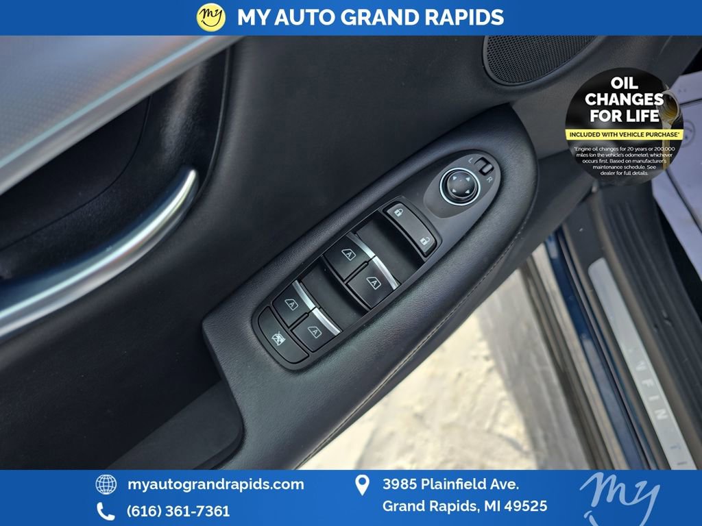 Used 2019 INFINITI QX50 Luxe w/ Navigation Package image 11