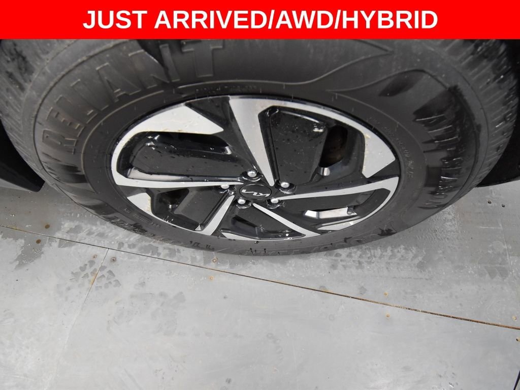 Used 2023 Kia Sportage LX AWD/4WD image 9