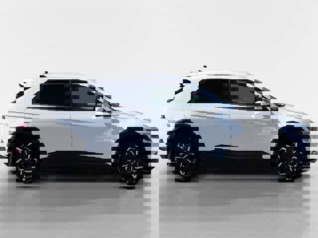 Used 2024 Hyundai Ioniq 5 SEL image 13