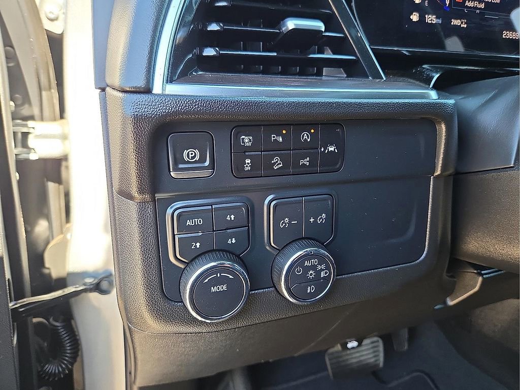 Used 2025 Chevrolet Tahoe Z71 AWD/4WD image 18