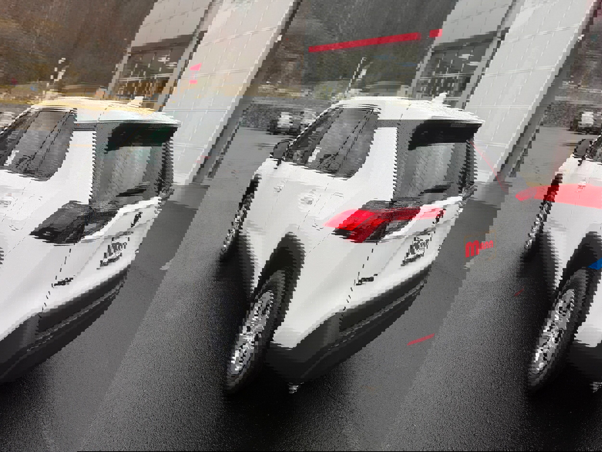 New 2025 Toyota RAV4 LE image 9